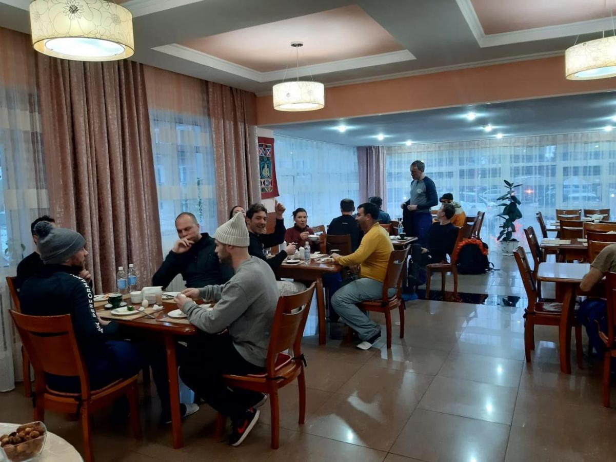 Tagaytay Karakol Hotel Extérieur photo